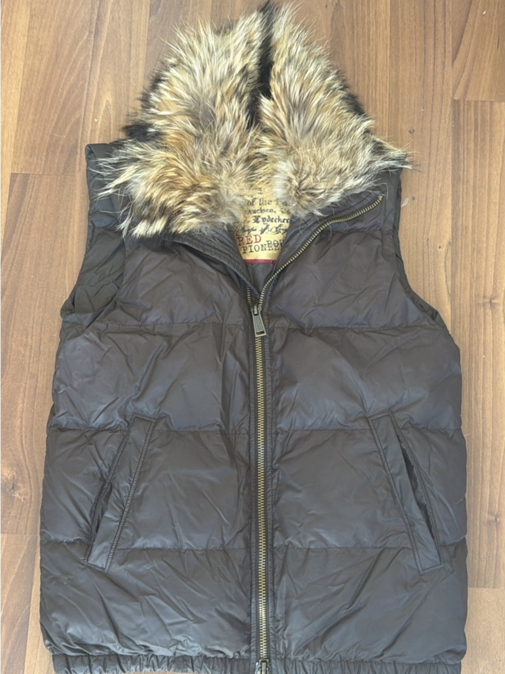 Rare Y2K DSQUARED PUFFER VEST real raccoon Fur Trim Black Puffer Vest
